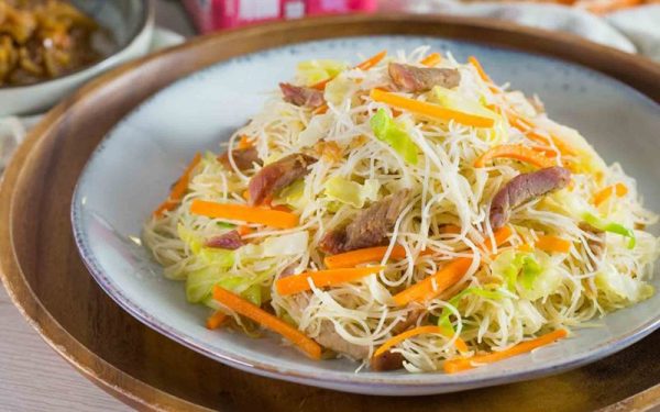 Hướng dẫn làm món bún xào thơm ngon nhưng vô cùng đơn giản