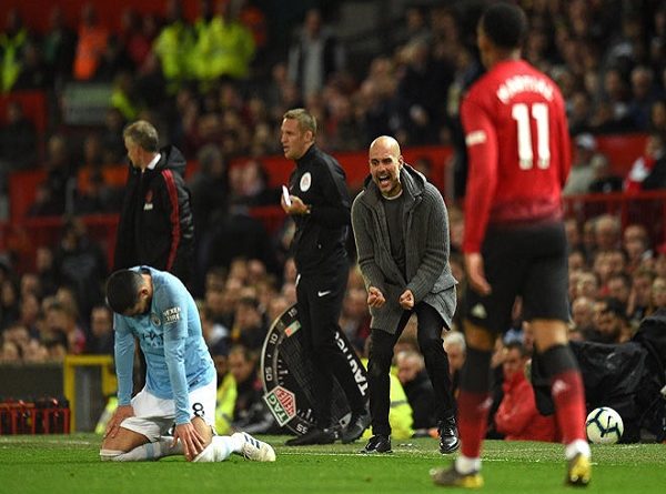 Man City phá kỷ lục "Máy ghi bàn"