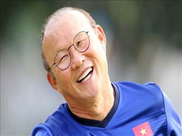 “VFF cần phải đẩy nhanh quá trình gia hạn với HLV Park Hang-seo ngay lúc này”