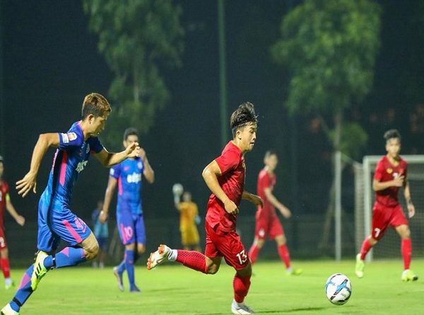 U22 Việt Nam thắng nhẹ nhà vô địch Hồng Kông