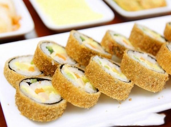 Cách làm kimbap chiên chuẩn vị Hàn Quốc