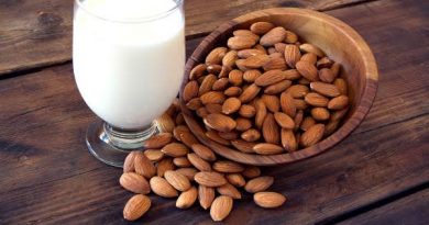 Sữa hạnh nhân bao nhiêu calo? Uống có béo không?