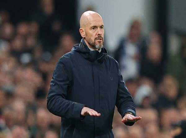 Ten Hag vẫn hài lòng dù MU hoà