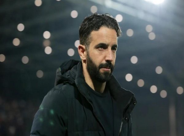 Bóng đá 31/10: Ruben Amorim dẫn dắt Sporting thêm 3 trận