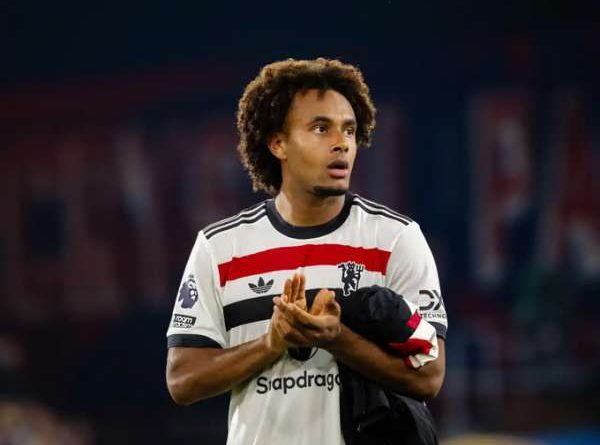 Chuyển nhượng BĐ 16/10: Zirkzee được khuyên rời Man Utd