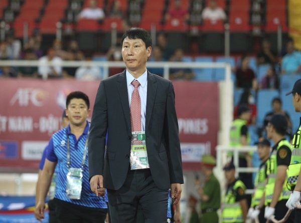 Tin thể thao 31/10: HLV Kim Sang Sik và lời hứa AFF Cup