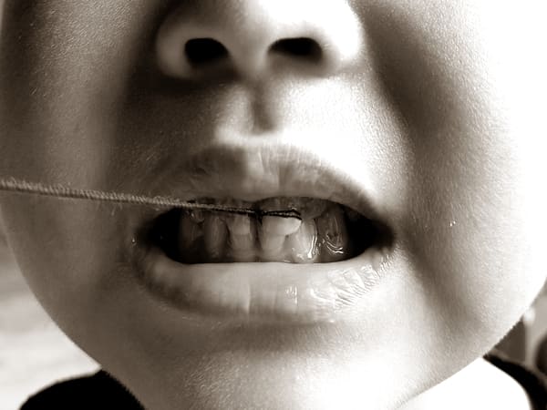 Câu thần chú thay răng sữa để răng mới mọc khỏe đẹp hơn