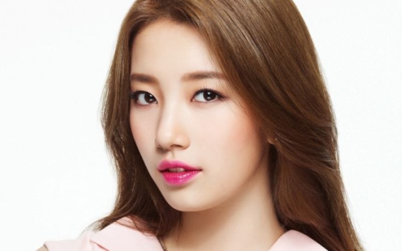 Tướng phụ nữ mắt hạc