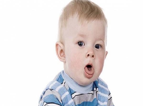 Trẻ sơ sinh bị ho sổ mũi sao không? Nguyên nhân và cách ngừa