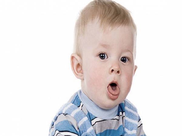 Trẻ sơ sinh bị ho sổ mũi sao không? Nguyên nhân và cách ngừa