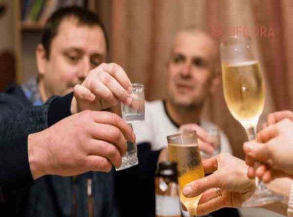 uống rượu có tốt không