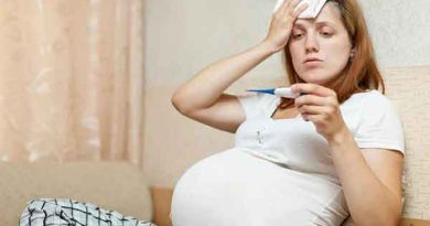 Mẹ bầu bị sốt khi mang thai 3 tháng đầu có sao không?