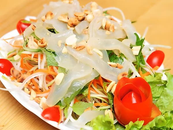 Ăn sứa có gây nóng trong và dị ứng không