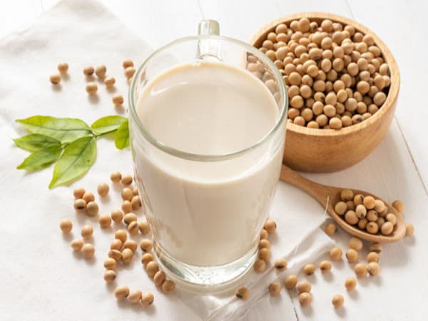 Những ai nên hạn chế sữa đậu nành?
