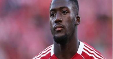 Tin Liverpool: The Kop chao đảo trước đại chiến với Man United