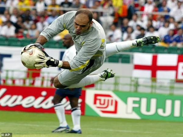 Thủ môn Marcos trong đội hình Brazil 2002