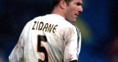 Số áo Zidane, con số gắn liền huyền thoại bóng đá thế giới