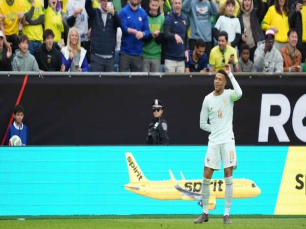 Tin thể thao: ĐT Pháp tiếp tục kéo dài chuỗi bất bại