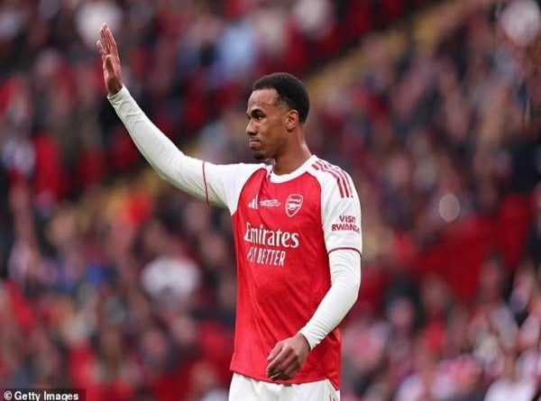 Tin thể thao: Loạt sao Arsenal rút lui khỏi ĐTQG