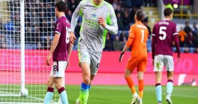 Tin Man City: Erling Haaland nổi cáu sau trận thắng Burnley